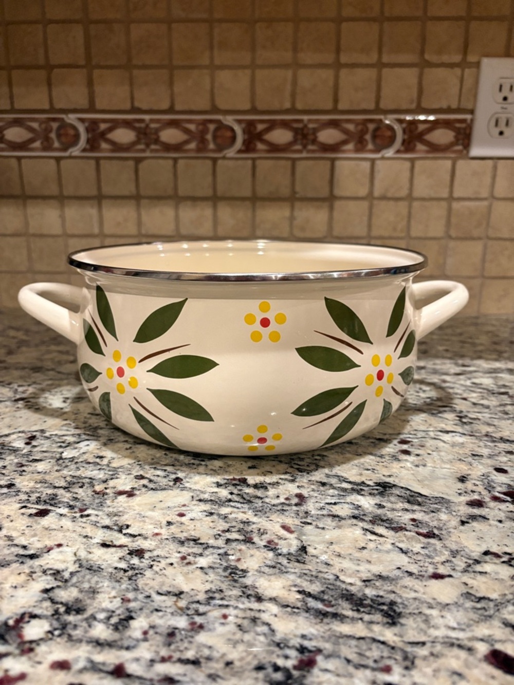 Vintage Temptations by Tara 5 piece Enamel Cookware set - Picture 3 of 16